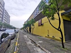 Tradehub 21 (D22), Retail #503379291